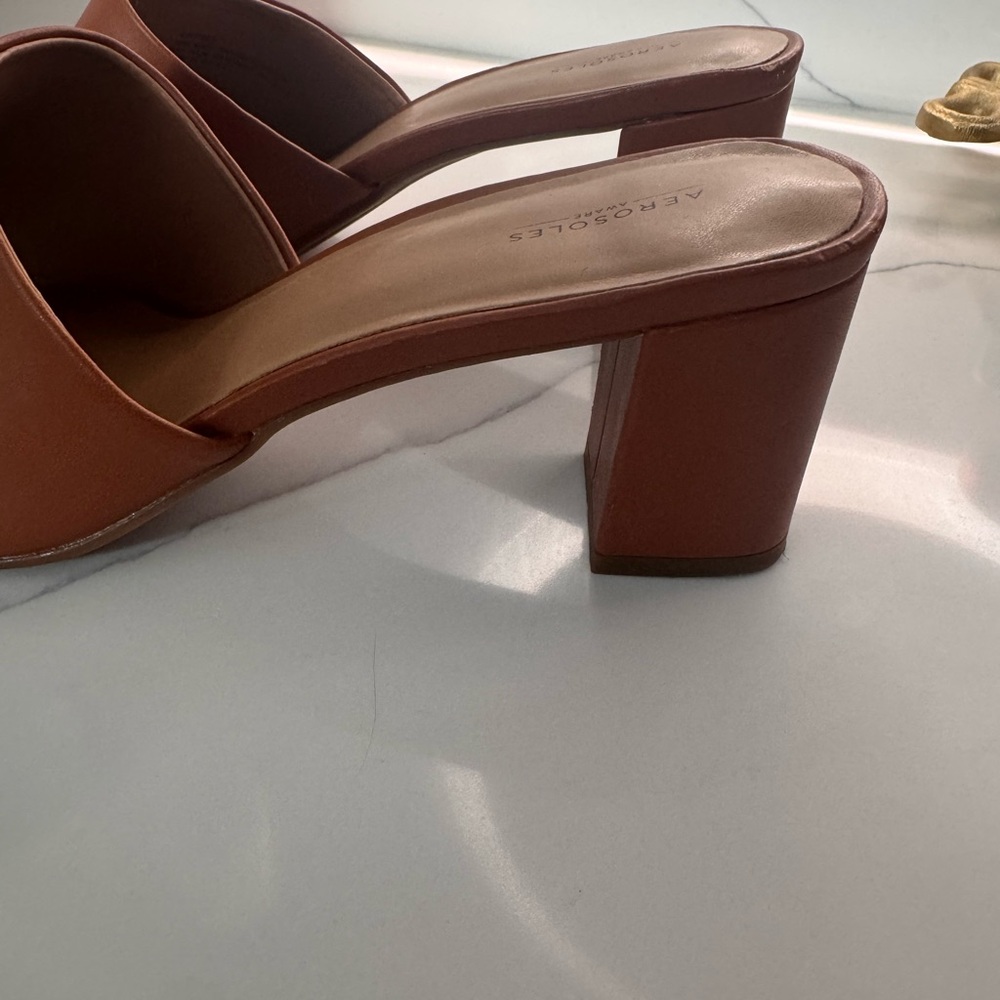 AEROSOLES Women's Brown Mules - Picture 2 of 5